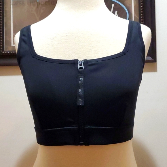 Fabletics Front Zip High Impact Sports Bra Black Sz M - Picture 2 of 8